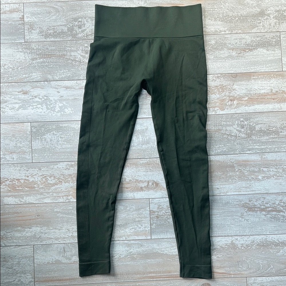 SET Active‎ Leggings seamless size M green